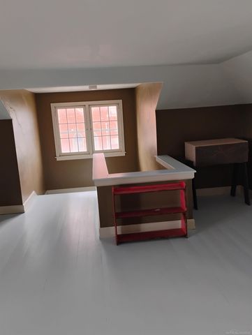 1106 State Street, Bay City, MI 48706