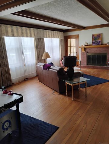 1106 State Street, Bay City, MI 48706