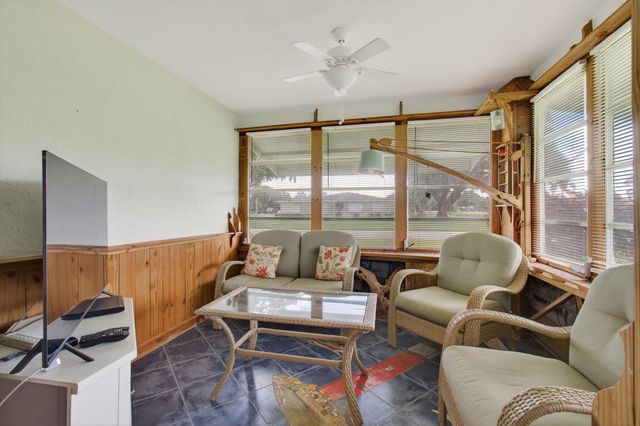 300 High Point Boulevard, Delray Beach, FL 33445