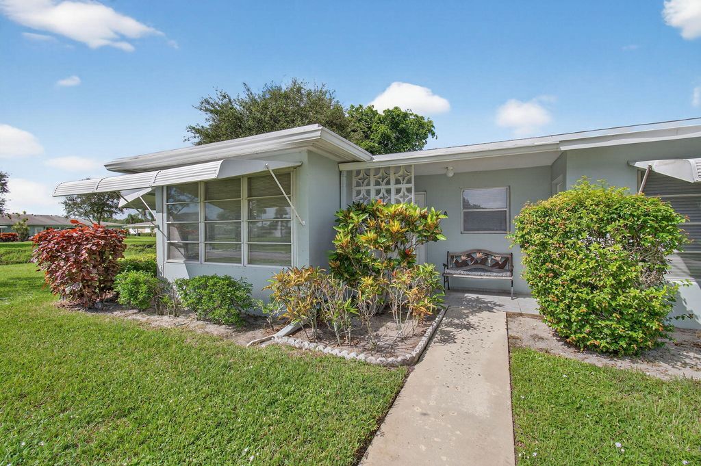 300 High Point Boulevard, Delray Beach, FL 33445