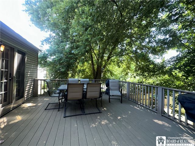 6868 Chaffee Court, Evans, NY 14047