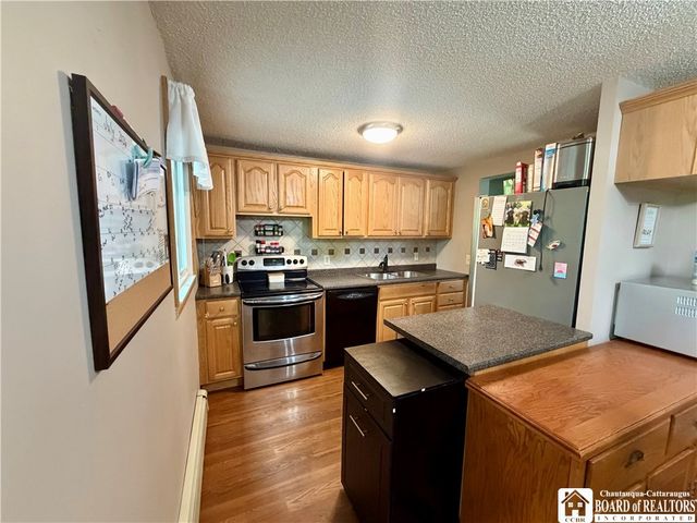 6868 Chaffee Court, Evans, NY 14047