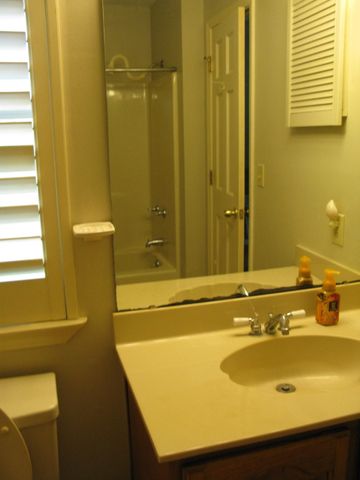 700 Sailfish Drive, Fort Walton Beach, FL 32548