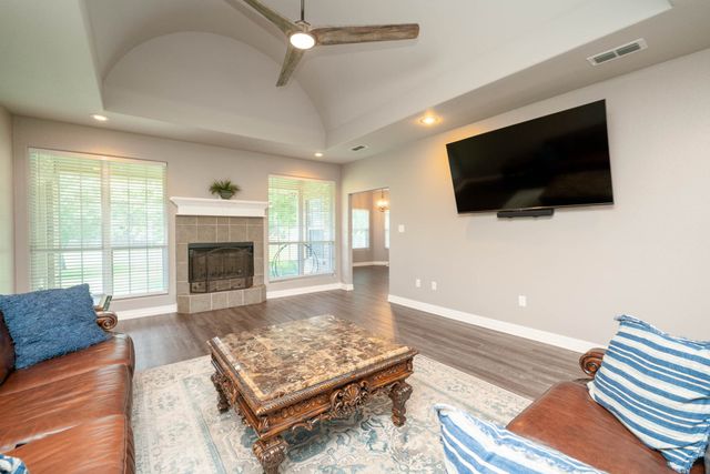 110 Kayla Lane, Longview, TX 75602