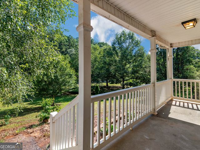 392 I B Howard Road, Williamson, GA 30292