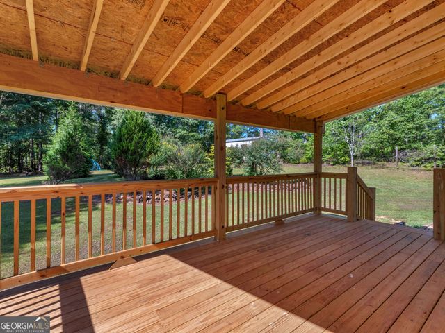 392 I B Howard Road, Williamson, GA 30292