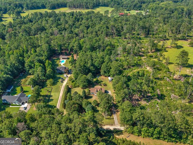 392 I B Howard Road, Williamson, GA 30292