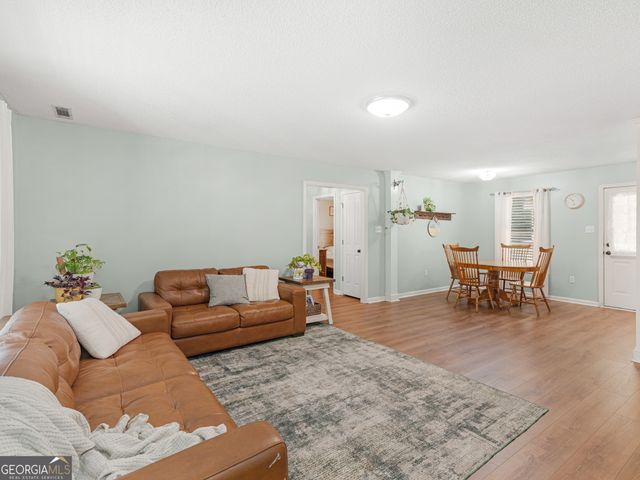 392 I B Howard Road, Williamson, GA 30292
