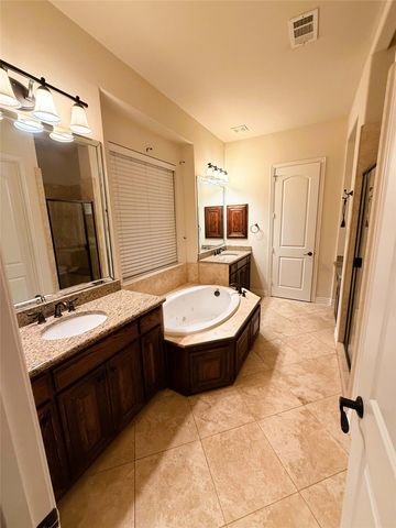 2215 Longview Road, Irving, TX 75063