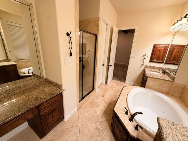 2215 Longview Road, Irving, TX 75063