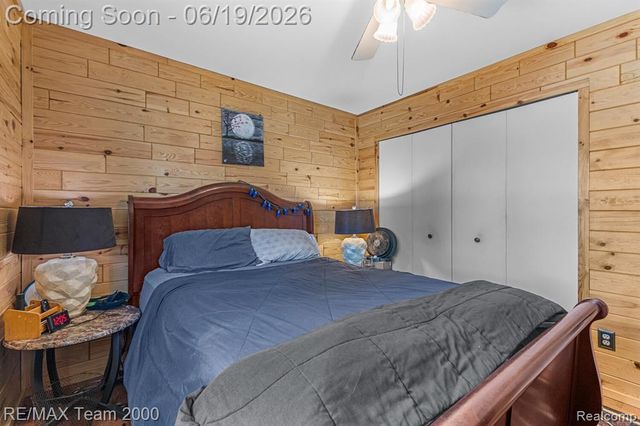 18533 Matthew Drive, Clinton Township, MI 48035