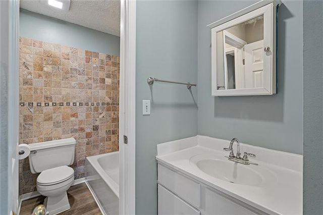 1743 Normandy Drive, Olathe, KS 66061