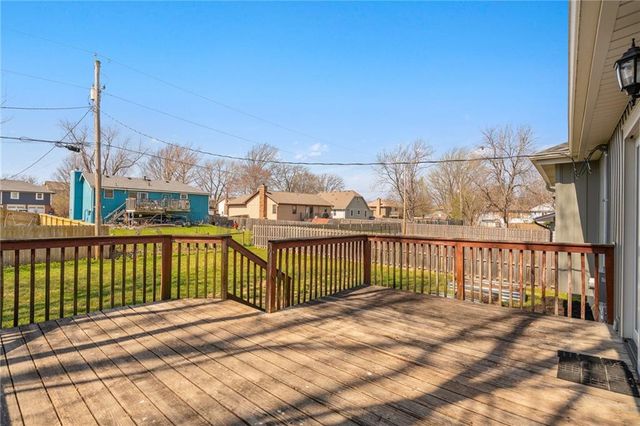 1743 Normandy Drive, Olathe, KS 66061