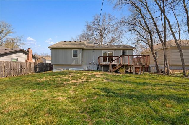 1743 Normandy Drive, Olathe, KS 66061