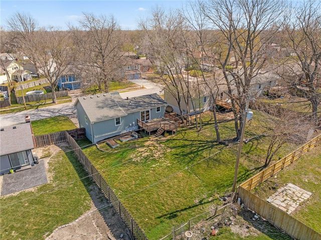 1743 Normandy Drive, Olathe, KS 66061