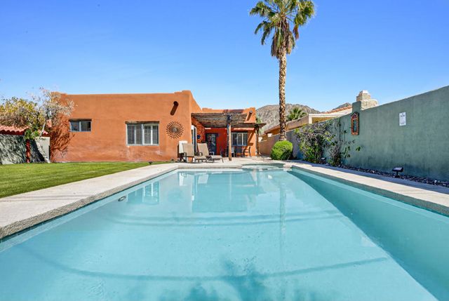 54695 Avenida Madero, La Quinta, CA 92253