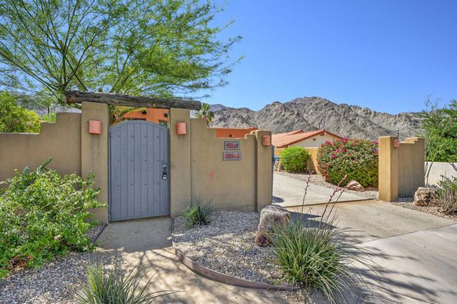 54695 Avenida Madero, La Quinta, CA 92253