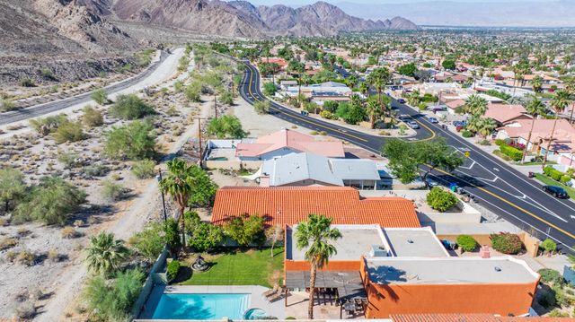 54695 Avenida Madero, La Quinta, CA 92253