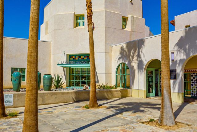 54695 Avenida Madero, La Quinta, CA 92253