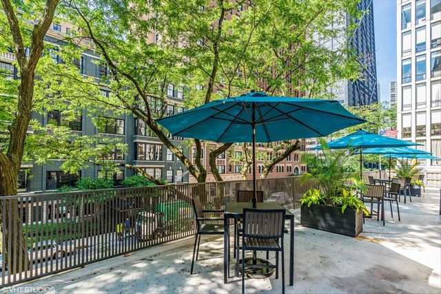 200 E DELAWARE Place 32AF, Chicago, IL 60611