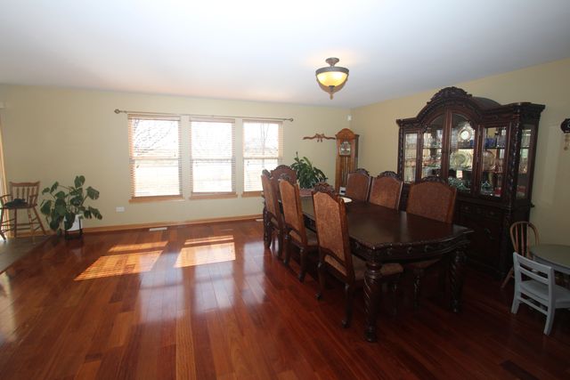 7302 Donovan Drive, Joliet, IL 60431