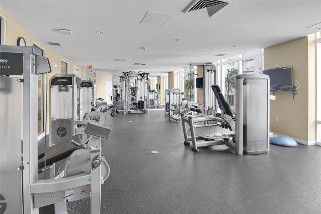 1755 E Hallandale Beach Blvd PH02, Hallandale Beach, FL 33009