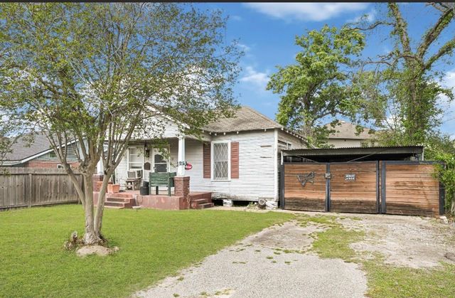 209 Frawley Street, Houston, TX 77009