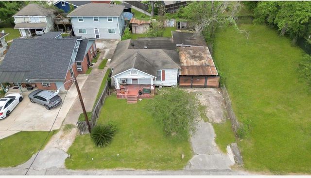 209 Frawley Street, Houston, TX 77009