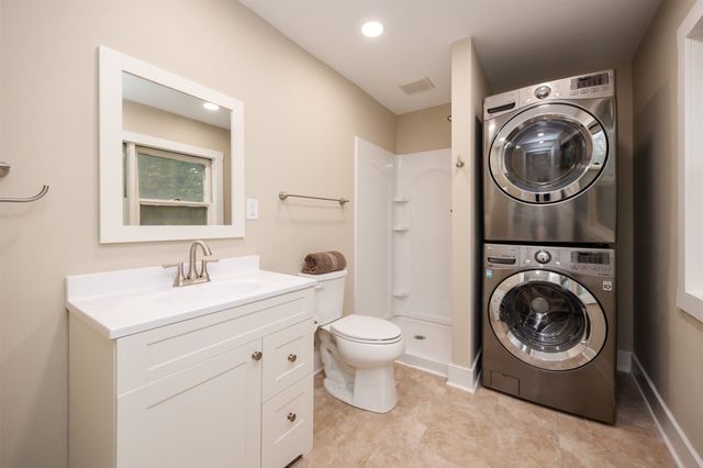 725 40th Street, Des Moines, IA 50312