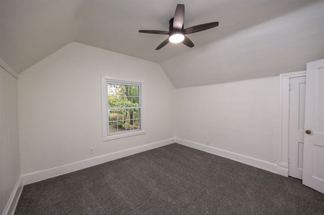 725 40th Street, Des Moines, IA 50312