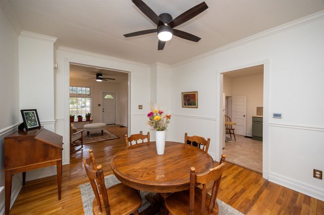 725 40th Street, Des Moines, IA 50312