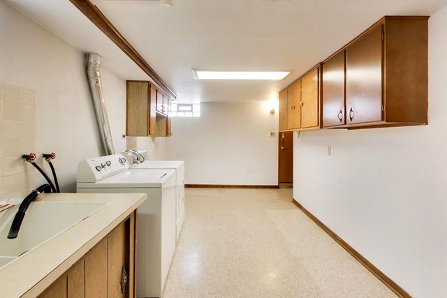 7300 W Bryn Mawr Avenue, Chicago, IL 60631