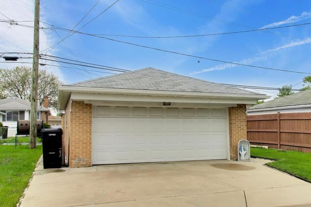 7300 W Bryn Mawr Avenue, Chicago, IL 60631