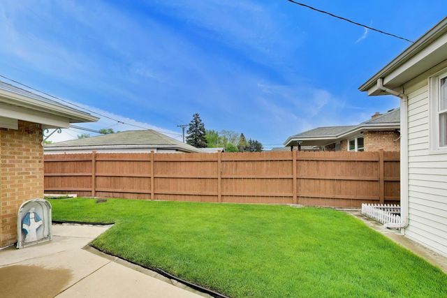 7300 W Bryn Mawr Avenue, Chicago, IL 60631