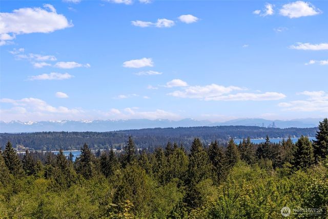 16214 Bay Ridge Drive NW, Poulsbo, WA 98370
