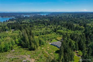 16214 Bay Ridge Drive NW, Poulsbo, WA 98370