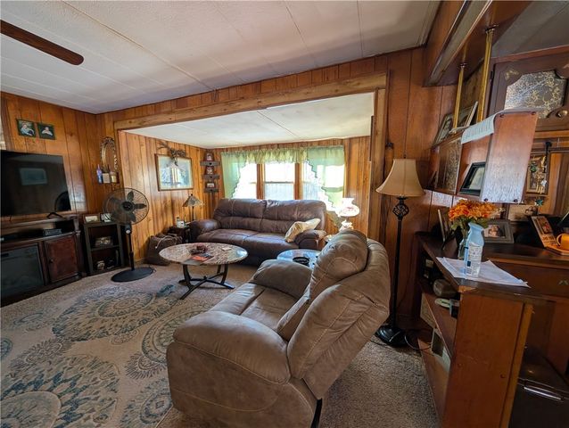 210 Summit Road, Foster Town, PA 16701