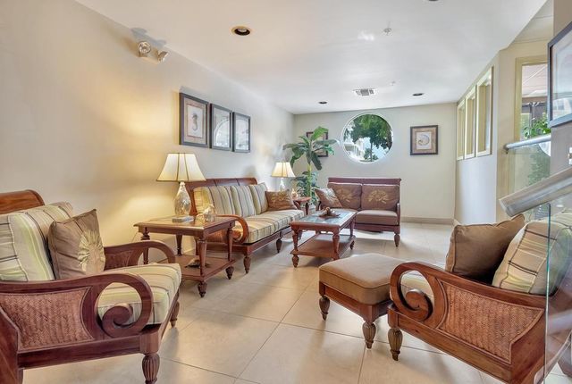 1009 N Ocean Boulevard 411, Pompano Beach, FL 33062