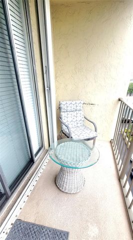 1009 N Ocean Boulevard 411, Pompano Beach, FL 33062