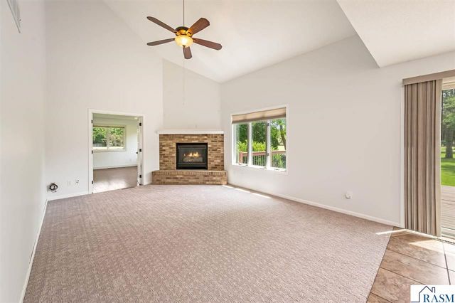 2326 Snowbird Lane, North Mankato, MN 56003