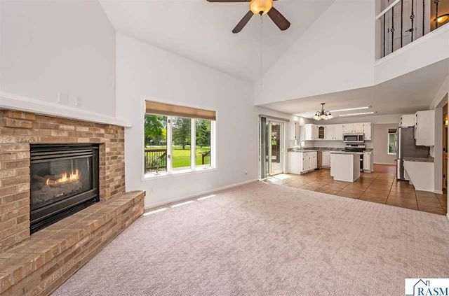 2326 Snowbird Lane, North Mankato, MN 56003