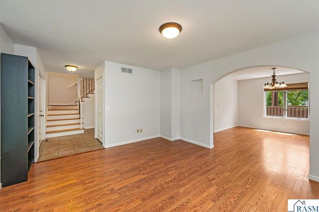 2326 Snowbird Lane, North Mankato, MN 56003