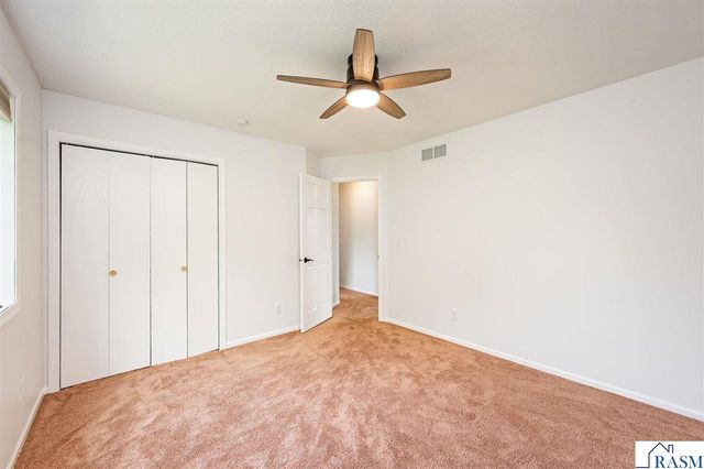 2326 Snowbird Lane, North Mankato, MN 56003