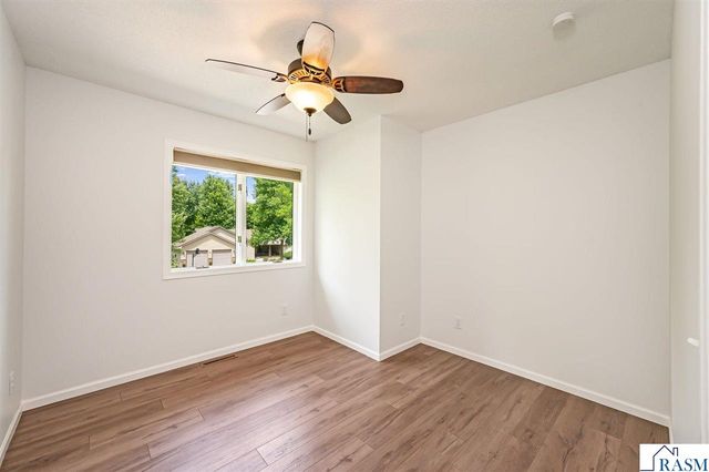 2326 Snowbird Lane, North Mankato, MN 56003