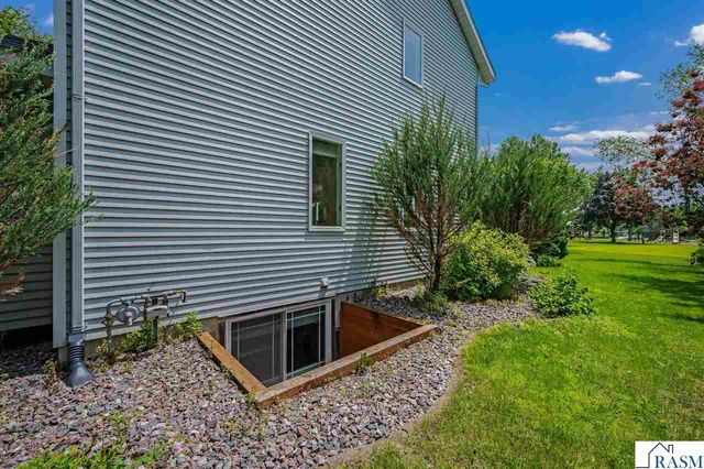 2326 Snowbird Lane, North Mankato, MN 56003