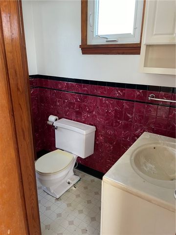 702 Lookout Ave, Charleroi Boro, PA 15022