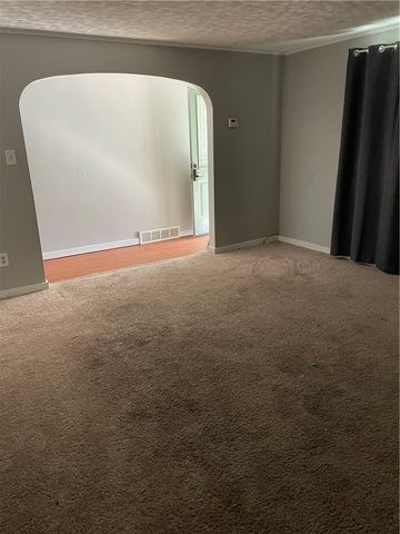 702 Lookout Ave, Charleroi Boro, PA 15022