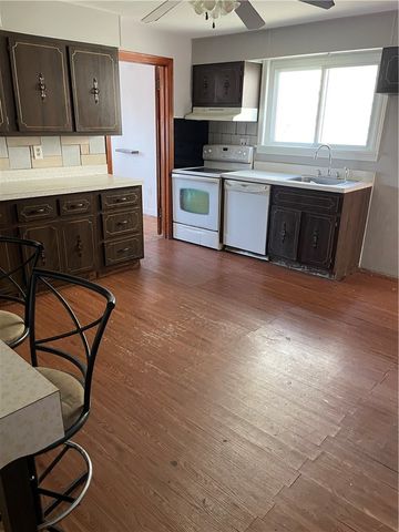 702 Lookout Ave, Charleroi Boro, PA 15022