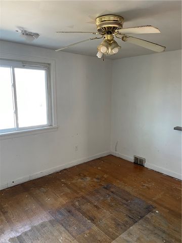 702 Lookout Ave, Charleroi Boro, PA 15022