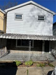 702 Lookout Ave, Charleroi Boro, PA 15022